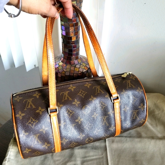 Louis Vuitton Handbags - Sale! Louis Vuitton  papillon 30 bag